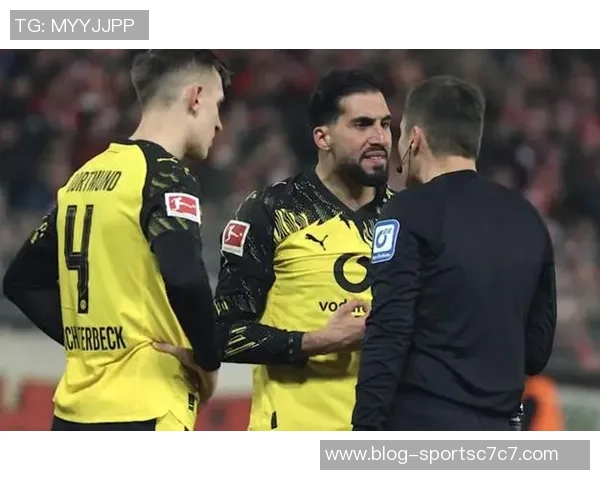 埃姆雷詹与多特续约谈判进行中尚未达成最终协议 埃姆雷詹与多特续约谈判进行中尚未达成最终协议