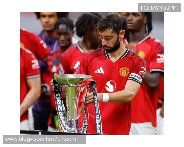 曼联重视财务利益B费或施压求新约或寻求转会机会 曼联重视财务利益B费或施压求新约或寻求转会机会